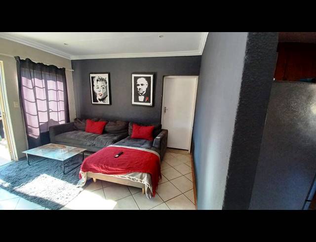 2 BEDROOM TOWNHOUSE FOR SALE IN ANNLIN